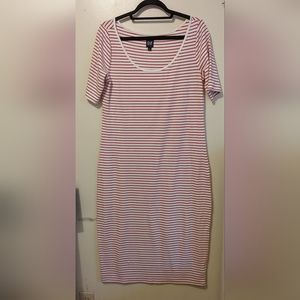 🔥 SALE‼️GAP WITH RED STRIPED RED "L"